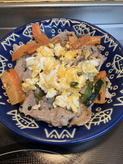 豚肉とほうれん草のオイスターソース炒め