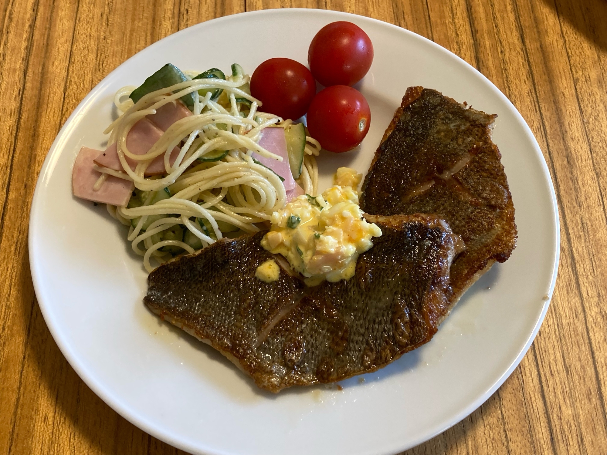 うちのおかず　イサキのバターソテー