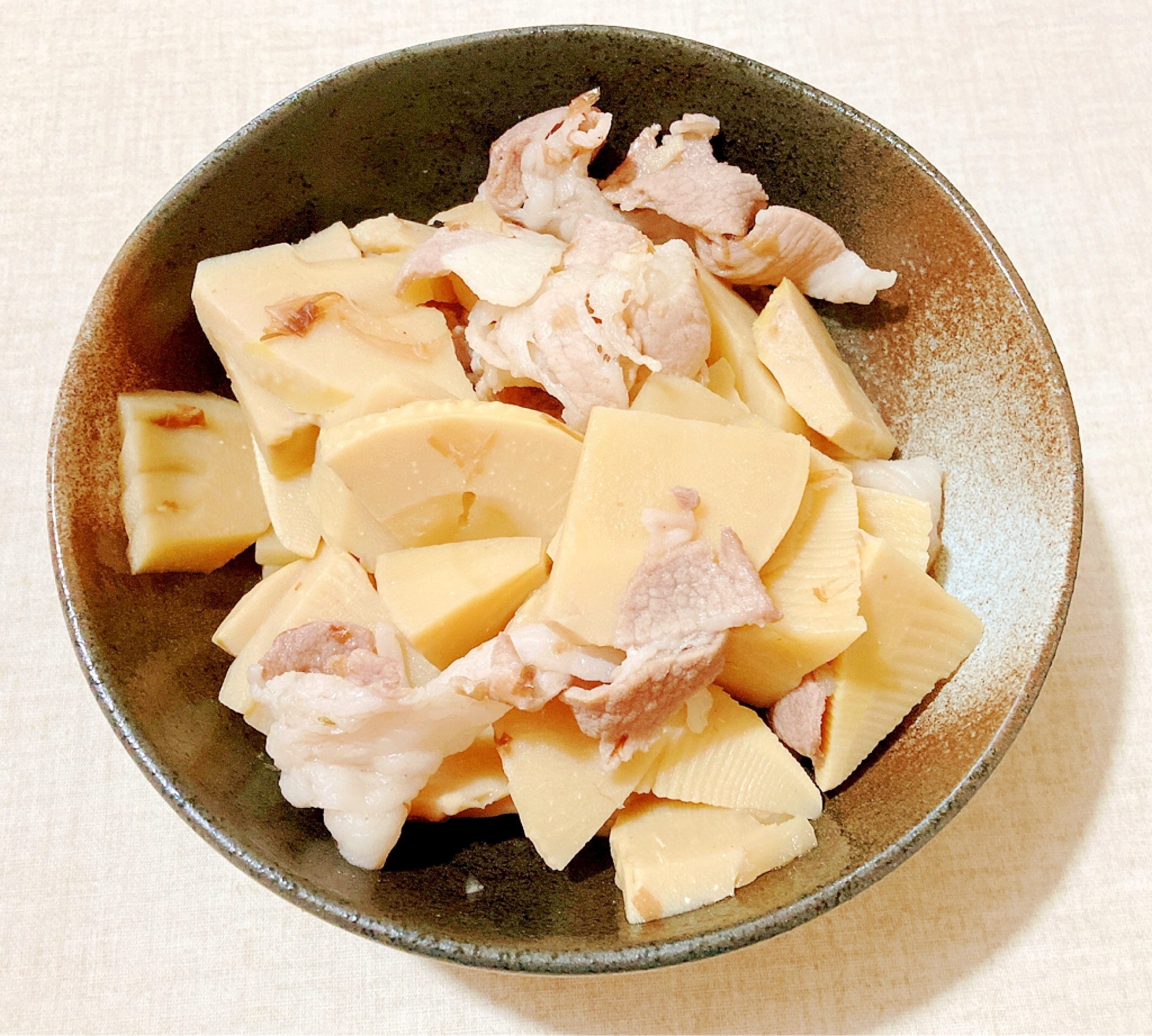 タケノコと豚肉の煮物