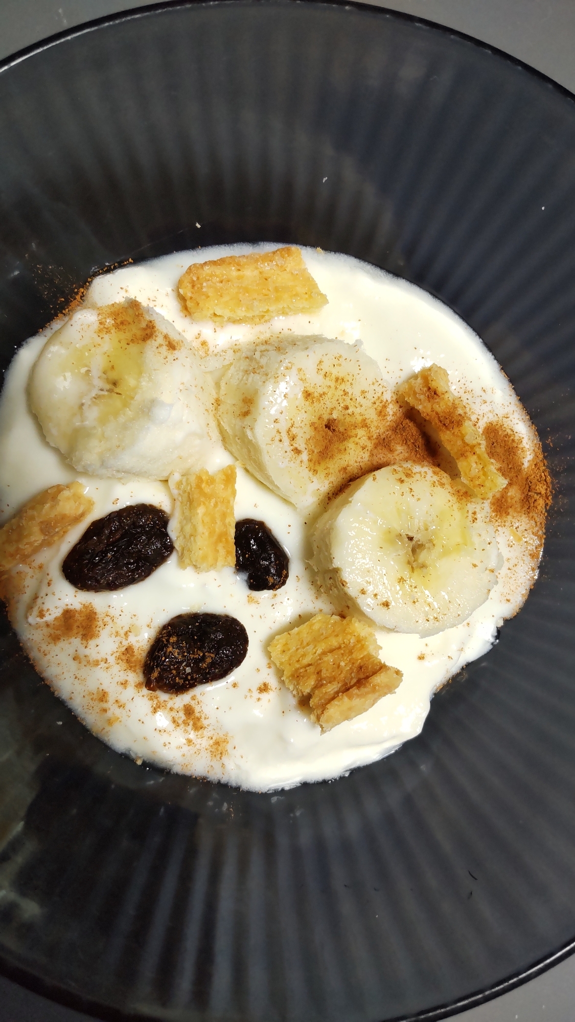 バナナレーズンクッキーのヨーグルト