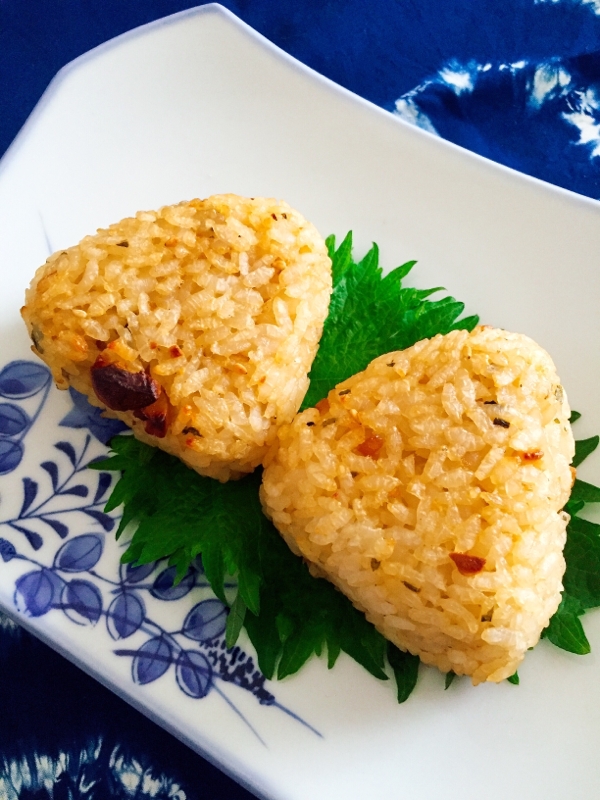 塚田農場の味噌使用 混ぜ込み味噌焼きおにぎり レシピ 作り方 By ぽよっちぷーちゃん 楽天レシピ