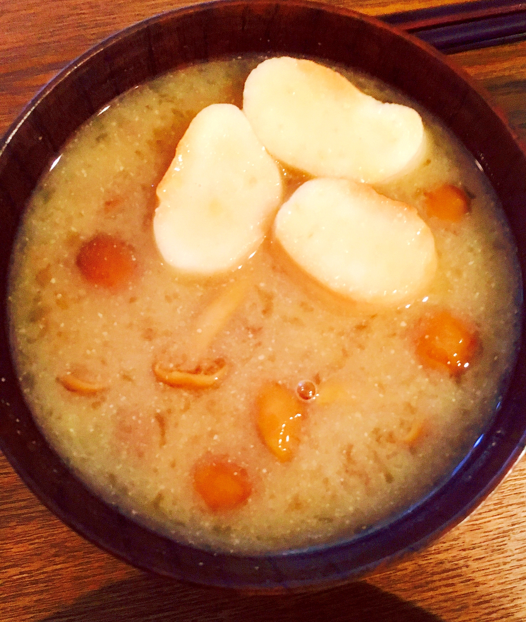 包丁いらず☆なめことお麩の味噌汁