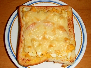 ハムたまチーズトースト