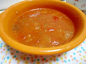 牛肉とトマトのスープ