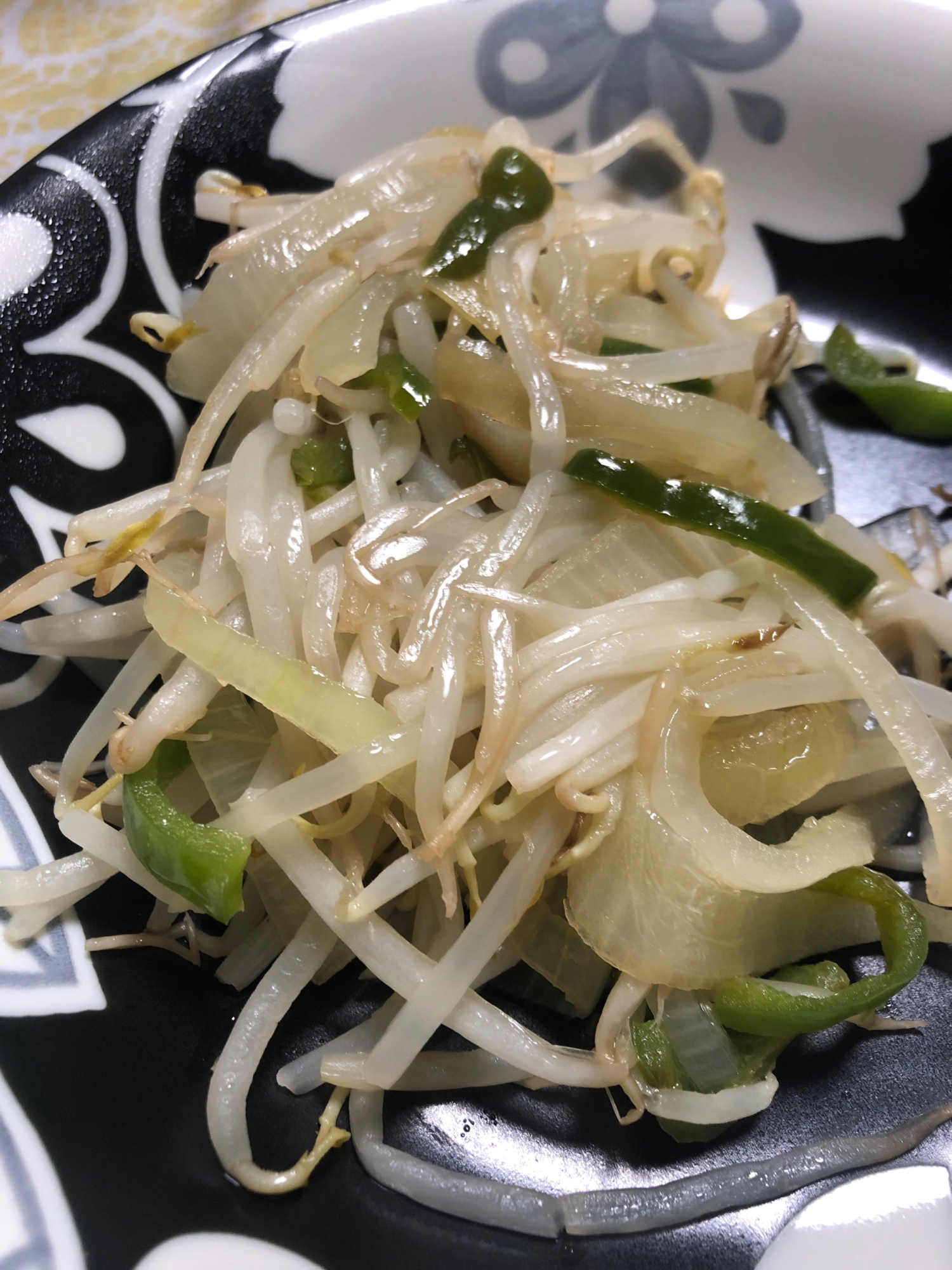 玉ねぎピーマンもやし炒め レシピ 作り方 By Goodygoody 楽天レシピ 玉ねぎピーマンもやし炒め レシピ 作り方 By Goodygoody 楽天レシピ