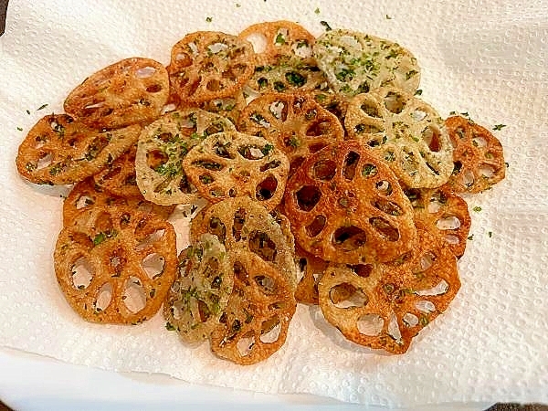 れんこんのパリパリ海苔塩チップス