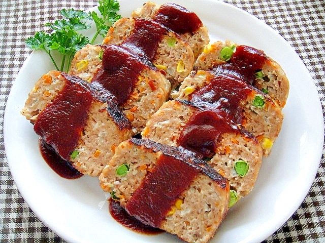 フライパンで☆カラフル野菜入りミートローフ