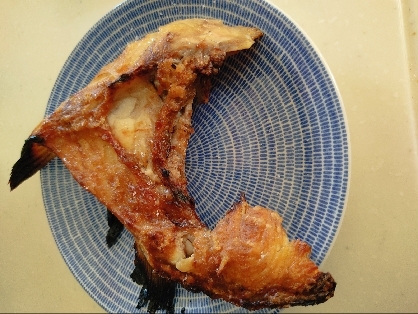 ブリかまの塩焼き