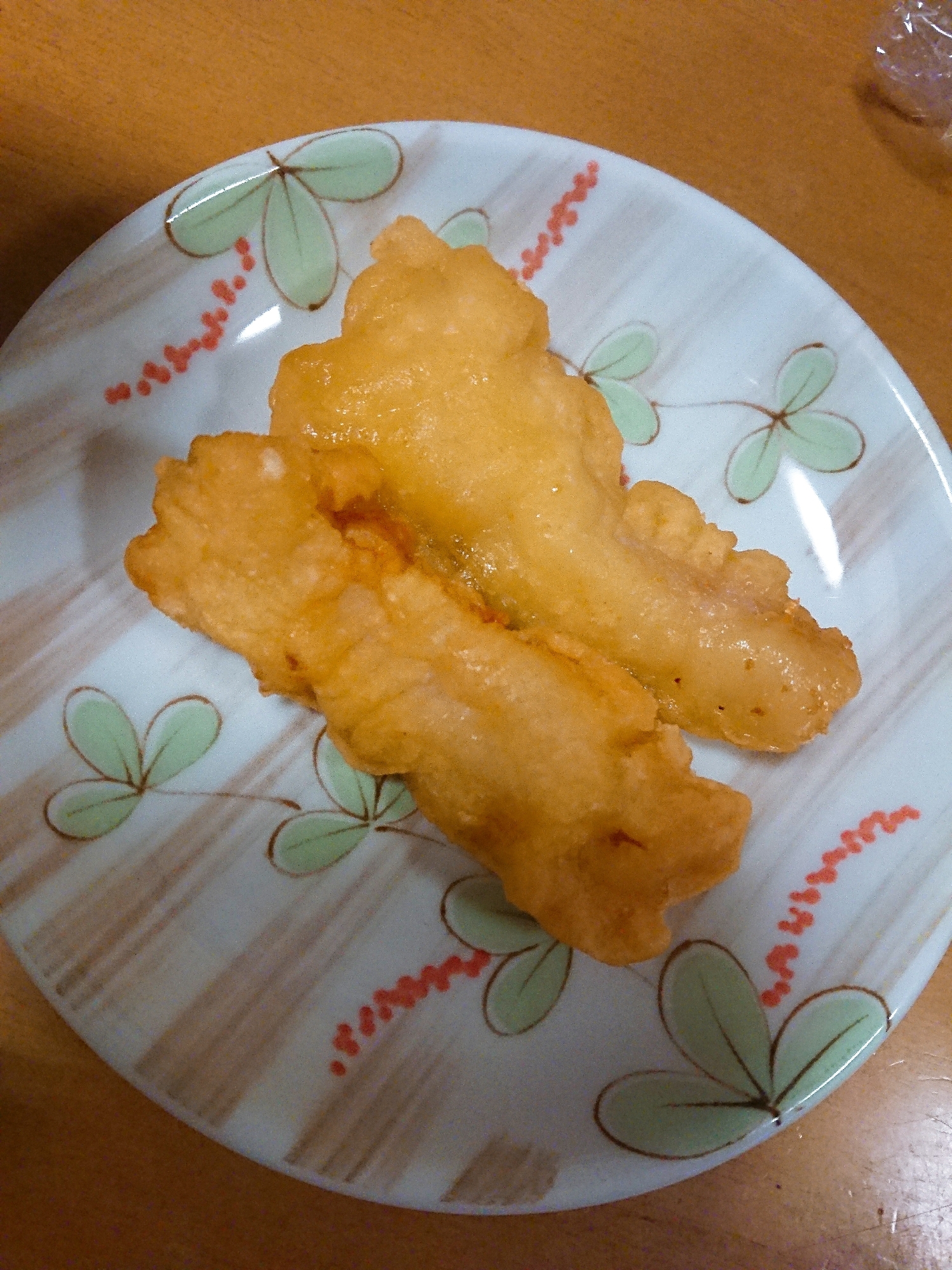 冷凍イカでカレー風味の天ぷら