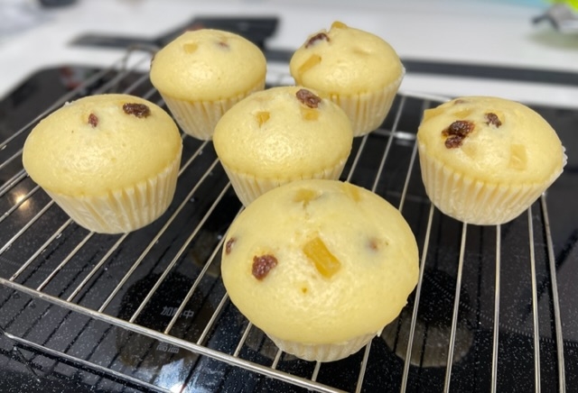 関商店の紅はるかの干し芋を使った蒸しパン HM使用