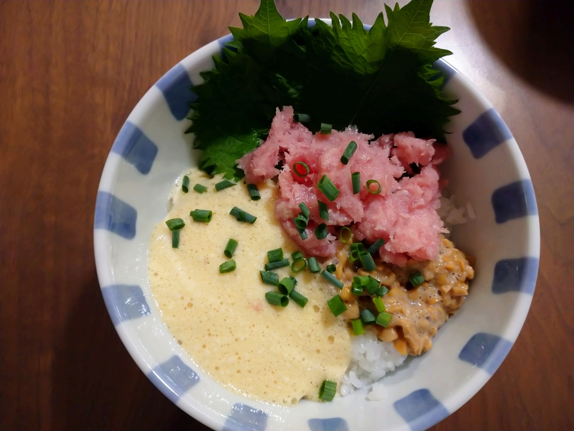 ボリュームアップ☆ネギトロとろろ丼