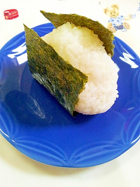 ✿梅干しと梅昆布茶のおにぎり❤