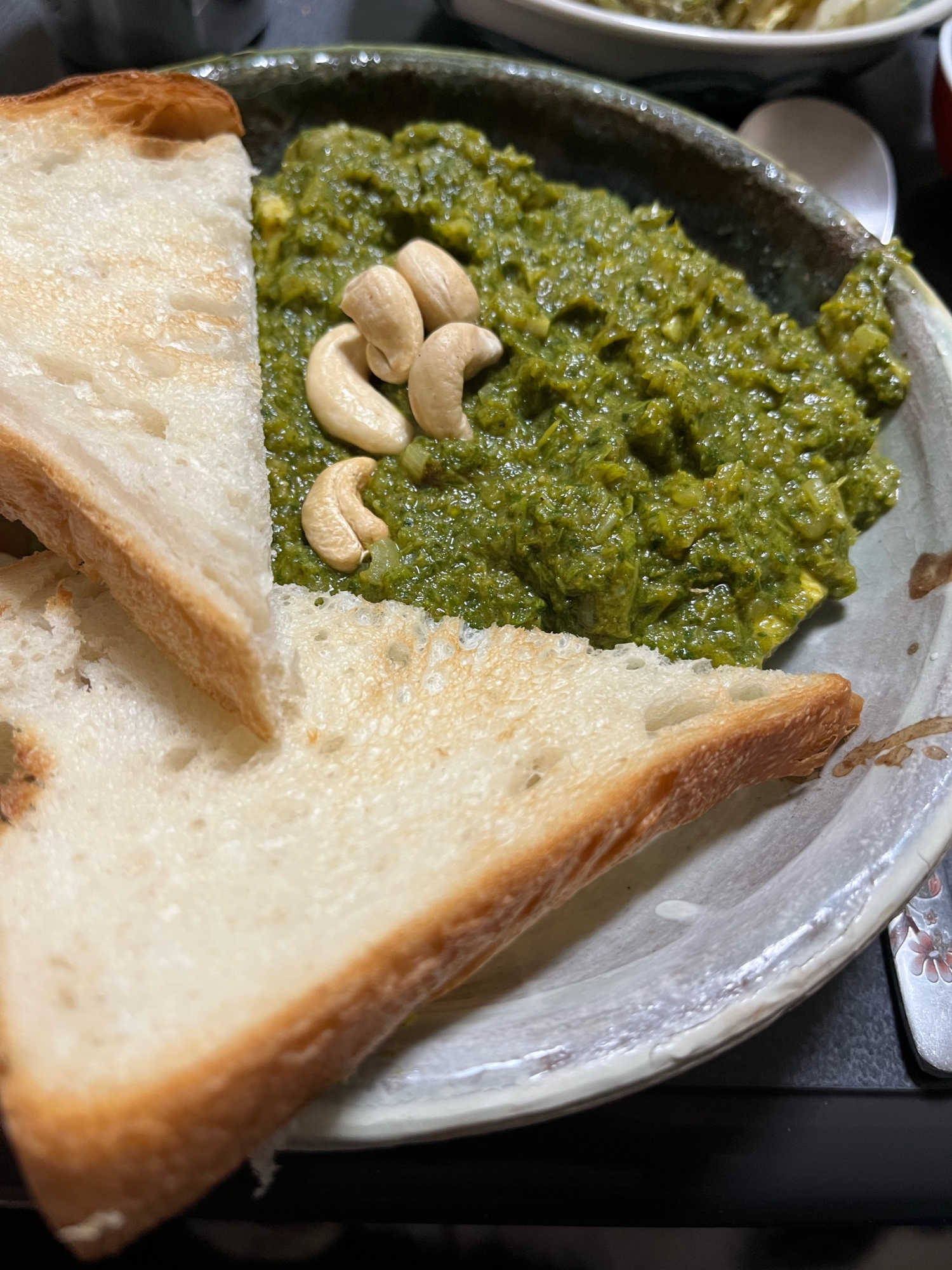 菜の花と鶏肉のキーマカレー