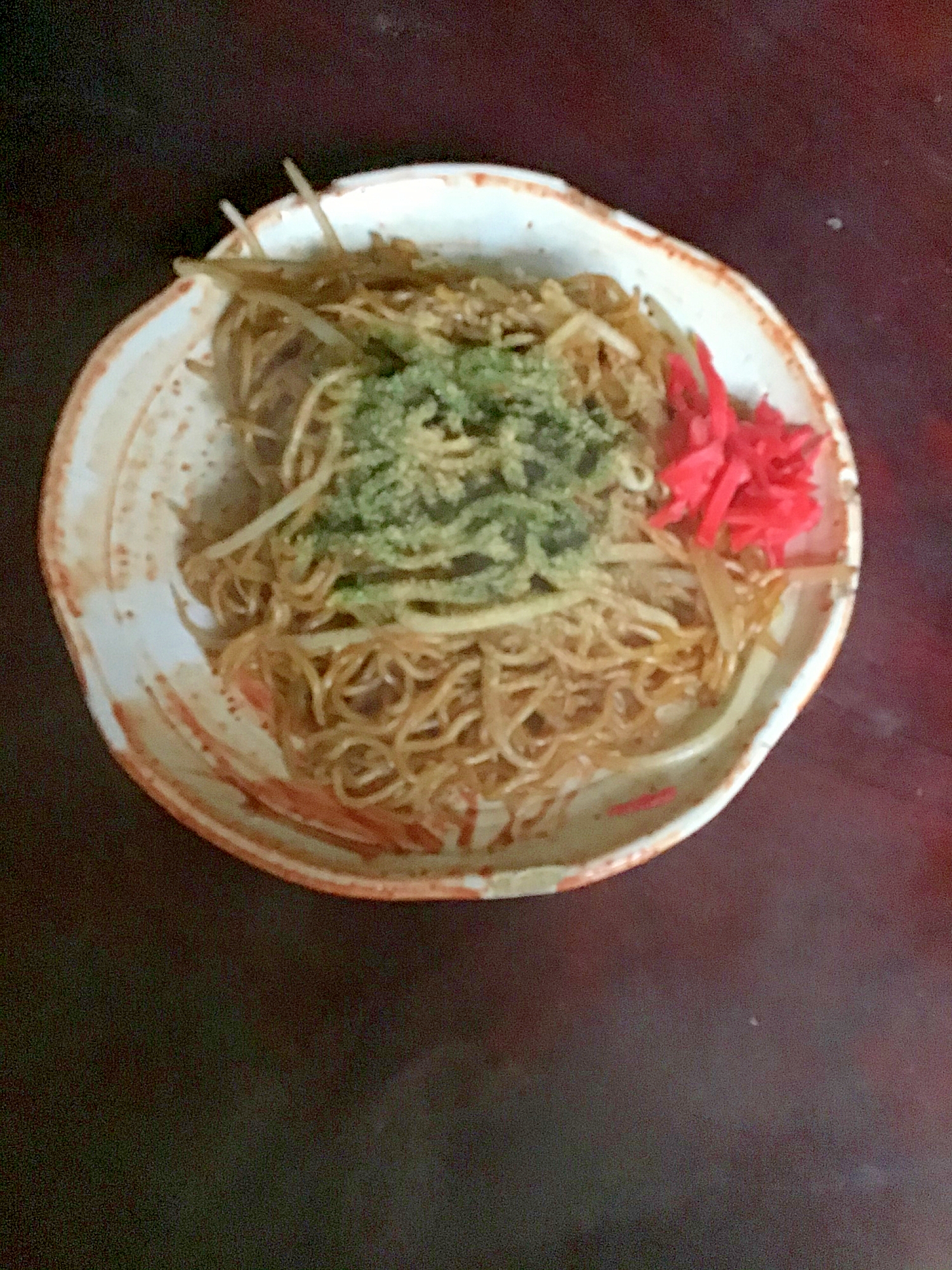 煮干し粉ともやしのソース焼きそば。