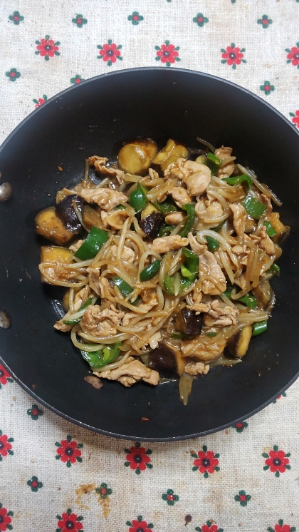 食べ過ぎ要注意！豚肉と茄子ともやしのンブシー