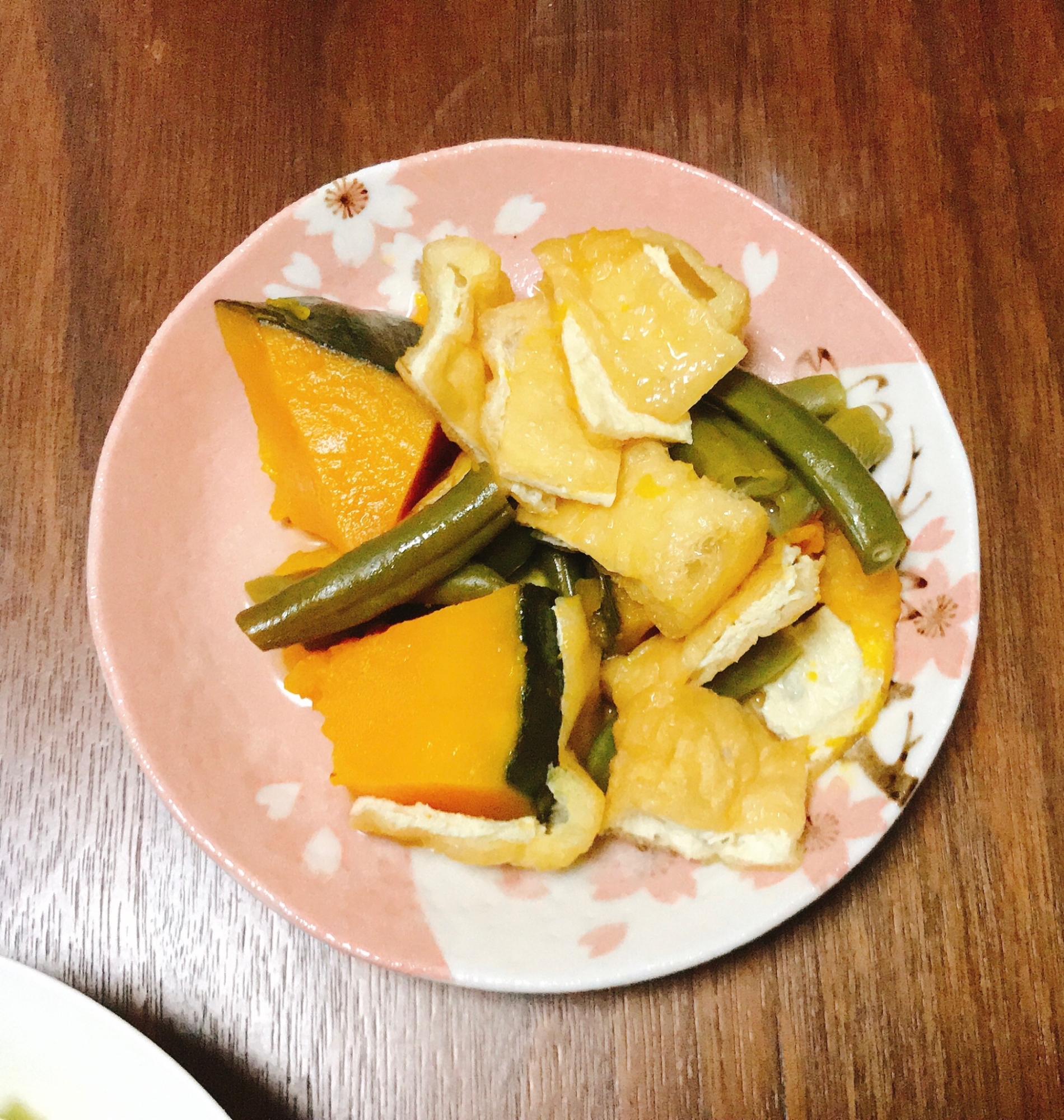 かぼちゃと油揚げとインゲンの煮物