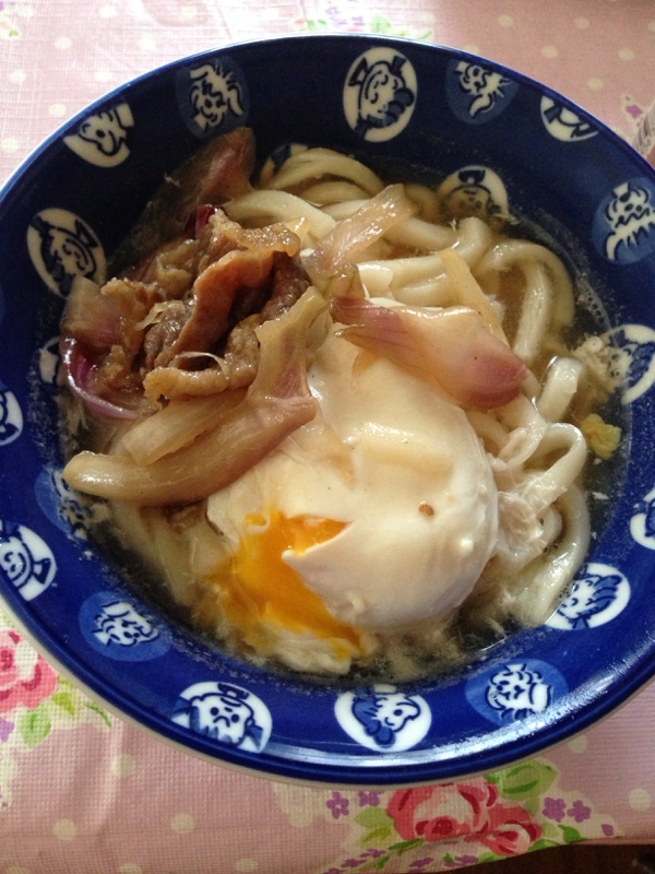 《卵肉うどん》