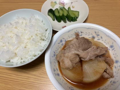 日本人の食卓風景（ごはん、お好み副菜、発酵食品）