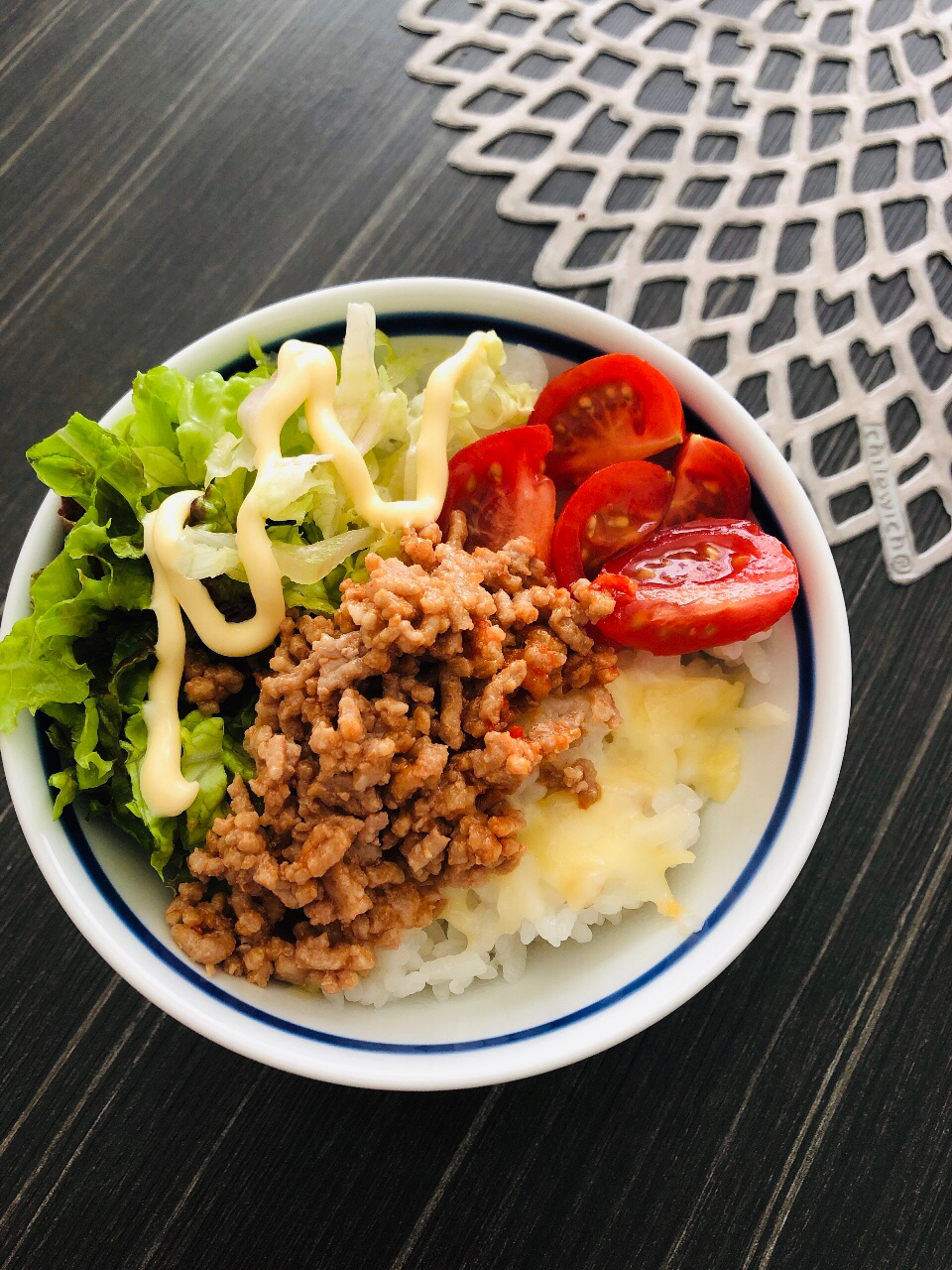 【火不要で100円以下丼】チーズご飯のタコス丼