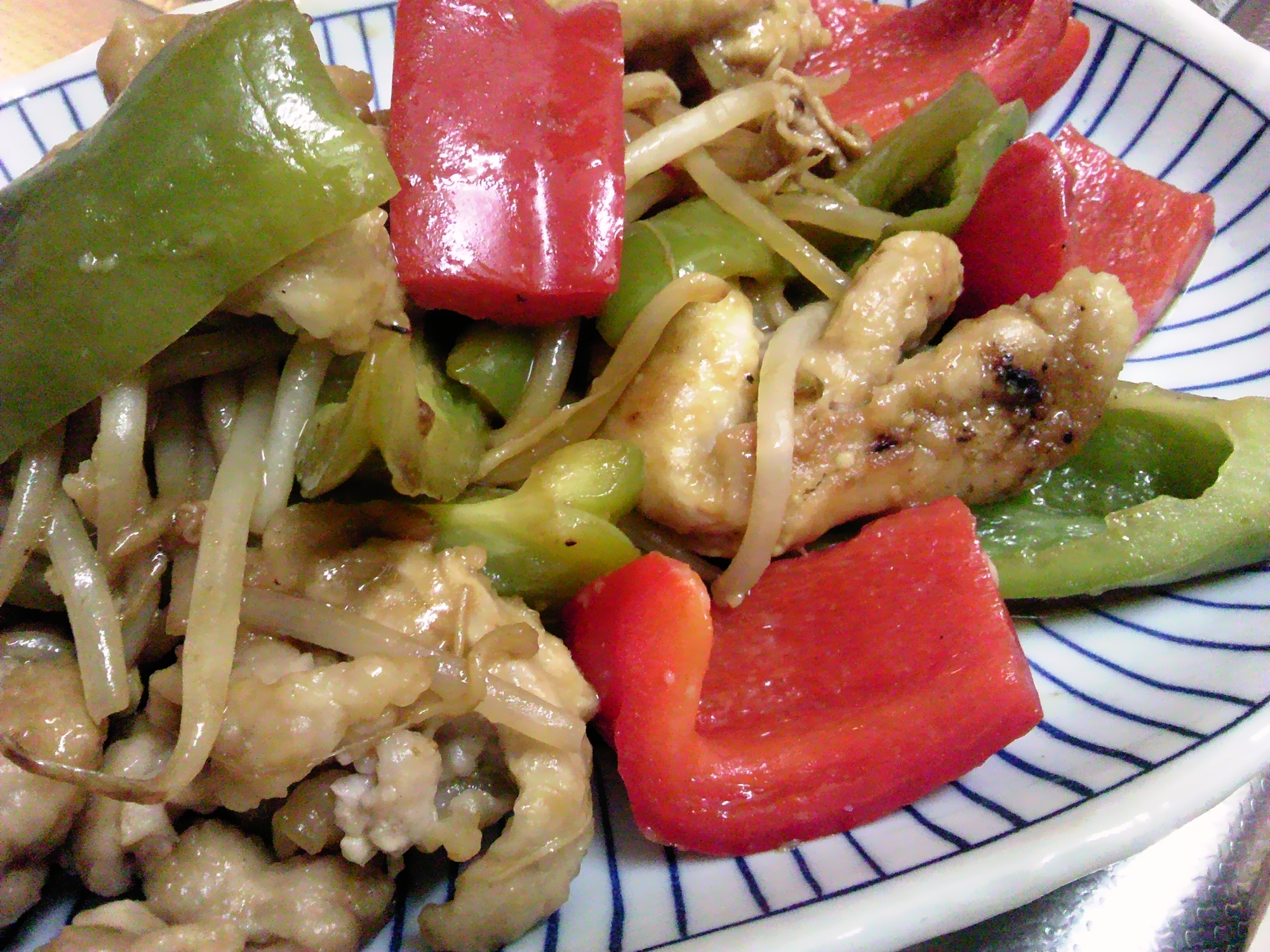 夏野菜と豚肉の黒酢炒め