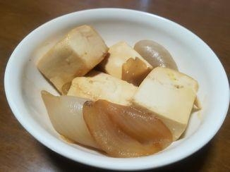 豆腐と玉ねぎの煮物