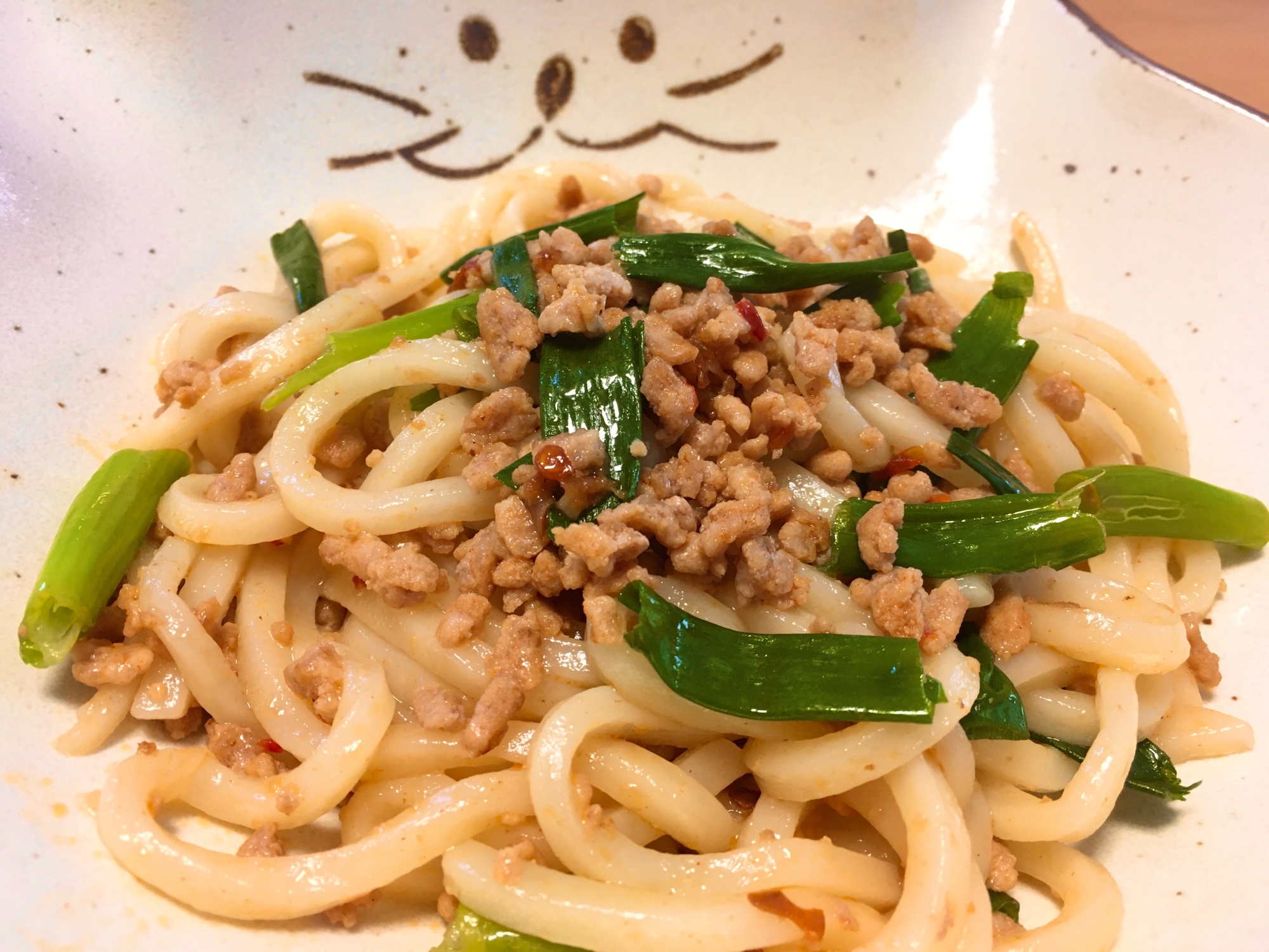 簡単☆ピリ辛肉味噌うどん