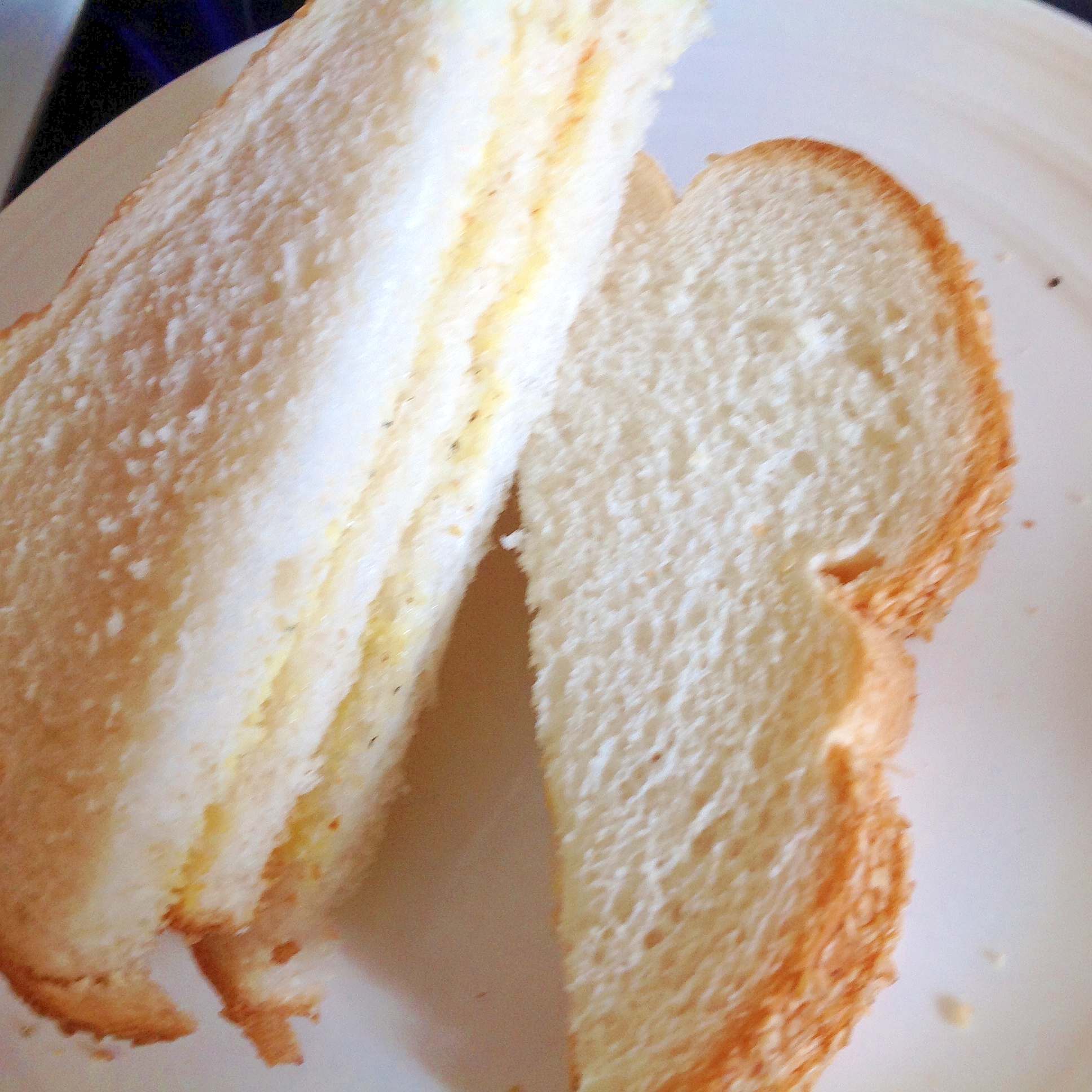 中がサクサク☆トーストを挟むサンドイッチ
