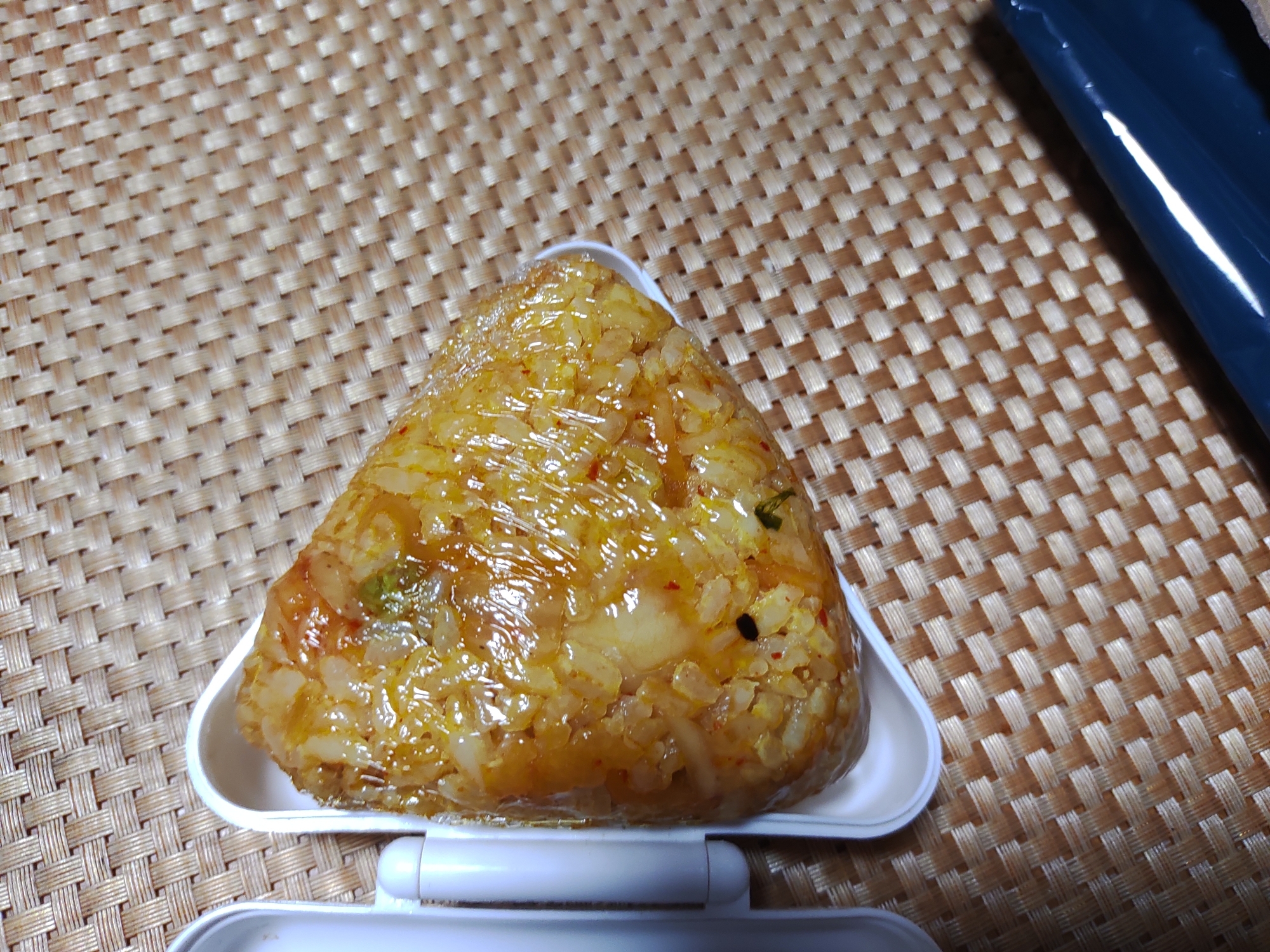 TKGキムチおにぎり