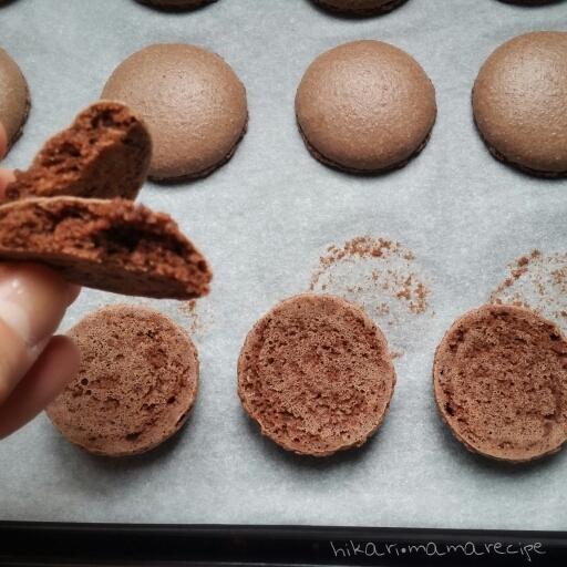自家製乾燥卵白で 空洞無しのココアマカロン レシピ 作り方 By ひかりママ 楽天レシピ 自家製乾燥卵白で 空洞無しのココアマカロン レシピ 作り方 By ひかりママ 楽天レシピ