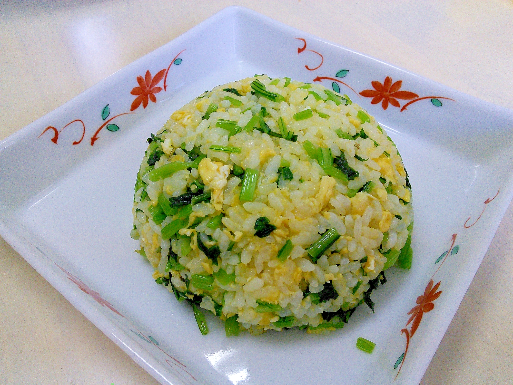 シャキシャキ！みぶ菜の漬け物チャーハン♪節約生活中