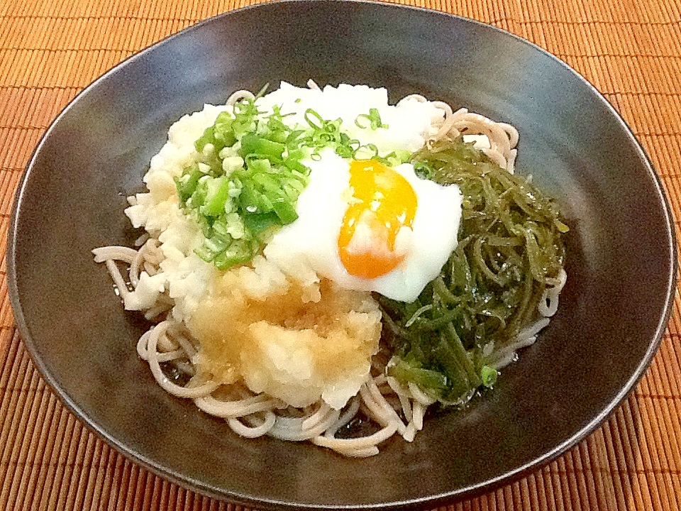 免疫力upで夏バテ予防‼︎めかぶとろろ冷やしそば