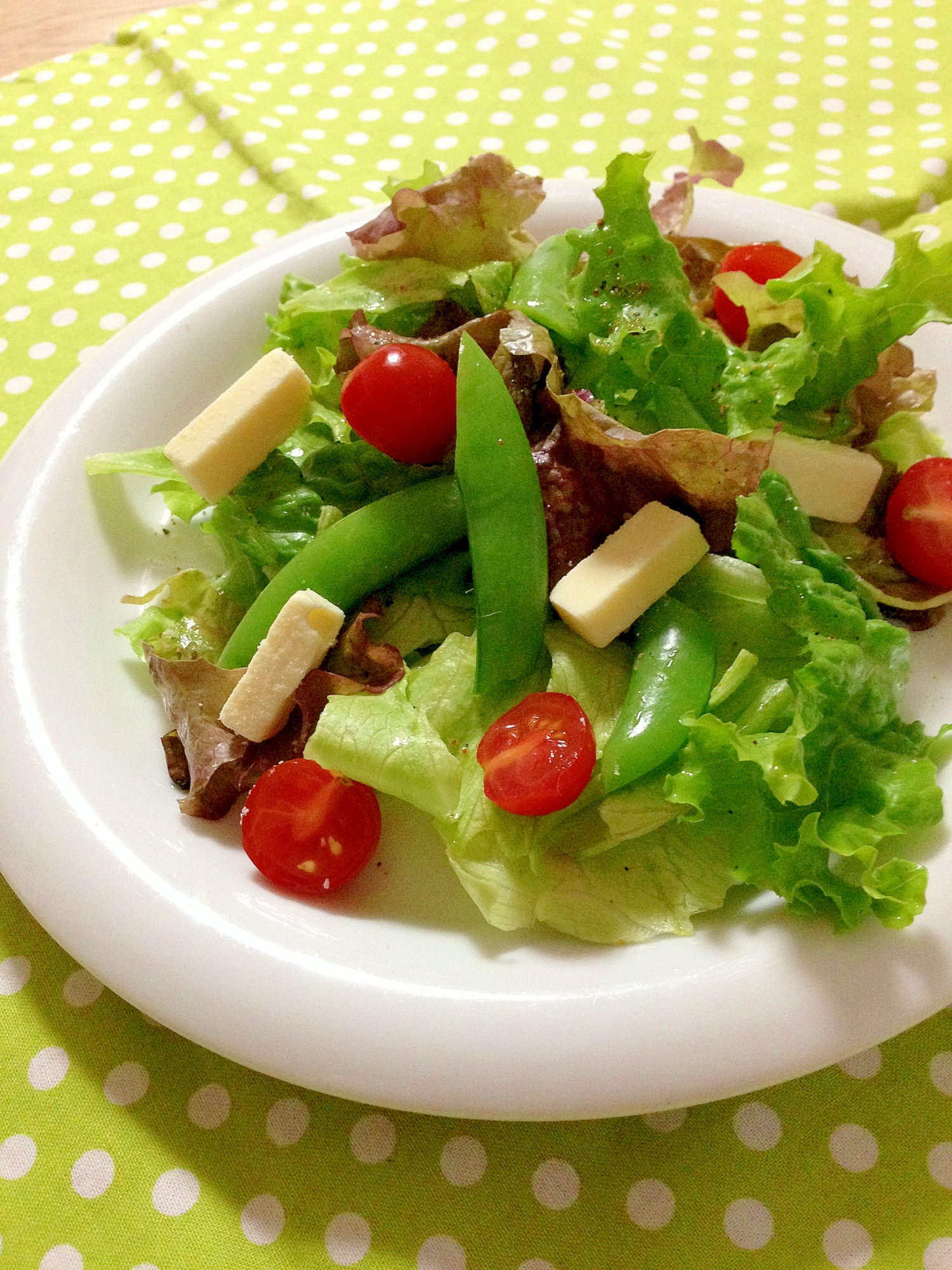 チーズと彩野菜サラダ♪