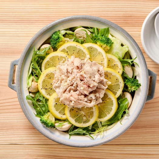 夏にぴったり！さっぱり豚レモン鍋