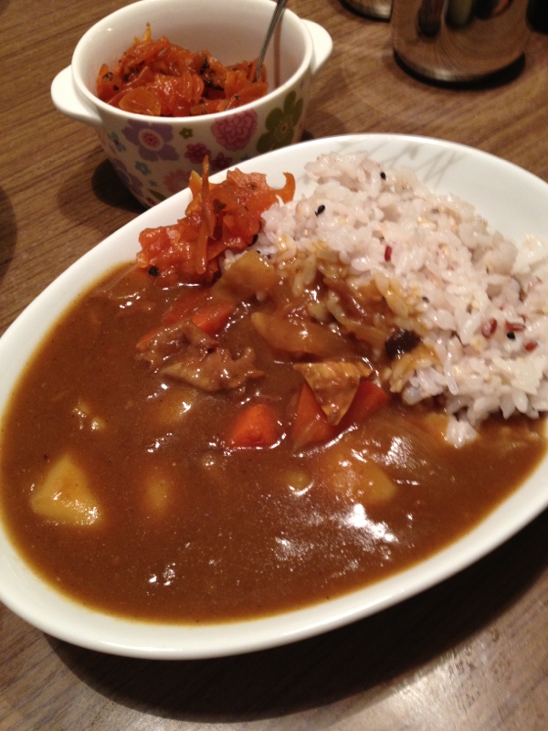 圧力鍋で作る牛すじカレー