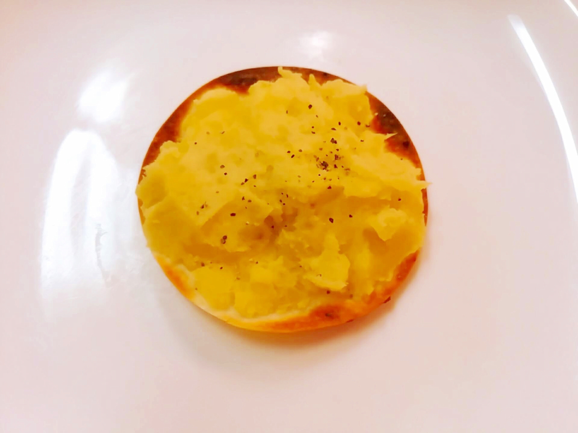 餃子の皮で薩摩芋のトースター焼き
