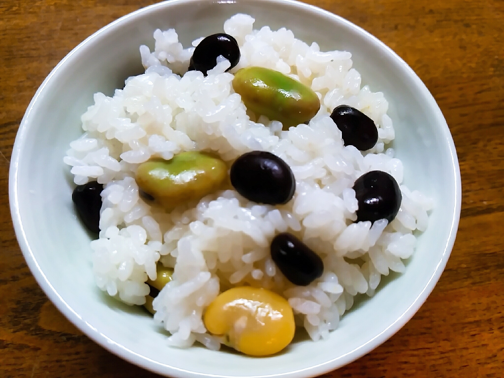 赤豆と空豆の混ぜご飯