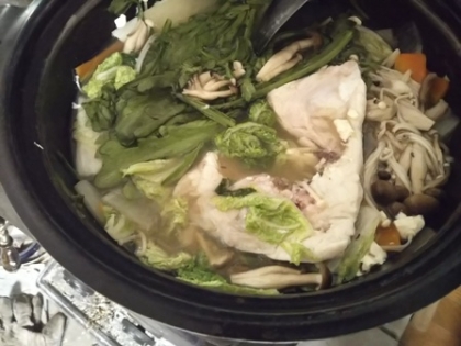鯛のアラで水炊き野菜鍋