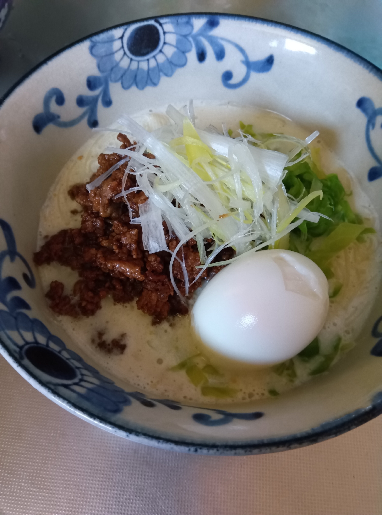 辛くないキャベツの豆乳担々にゅうめん