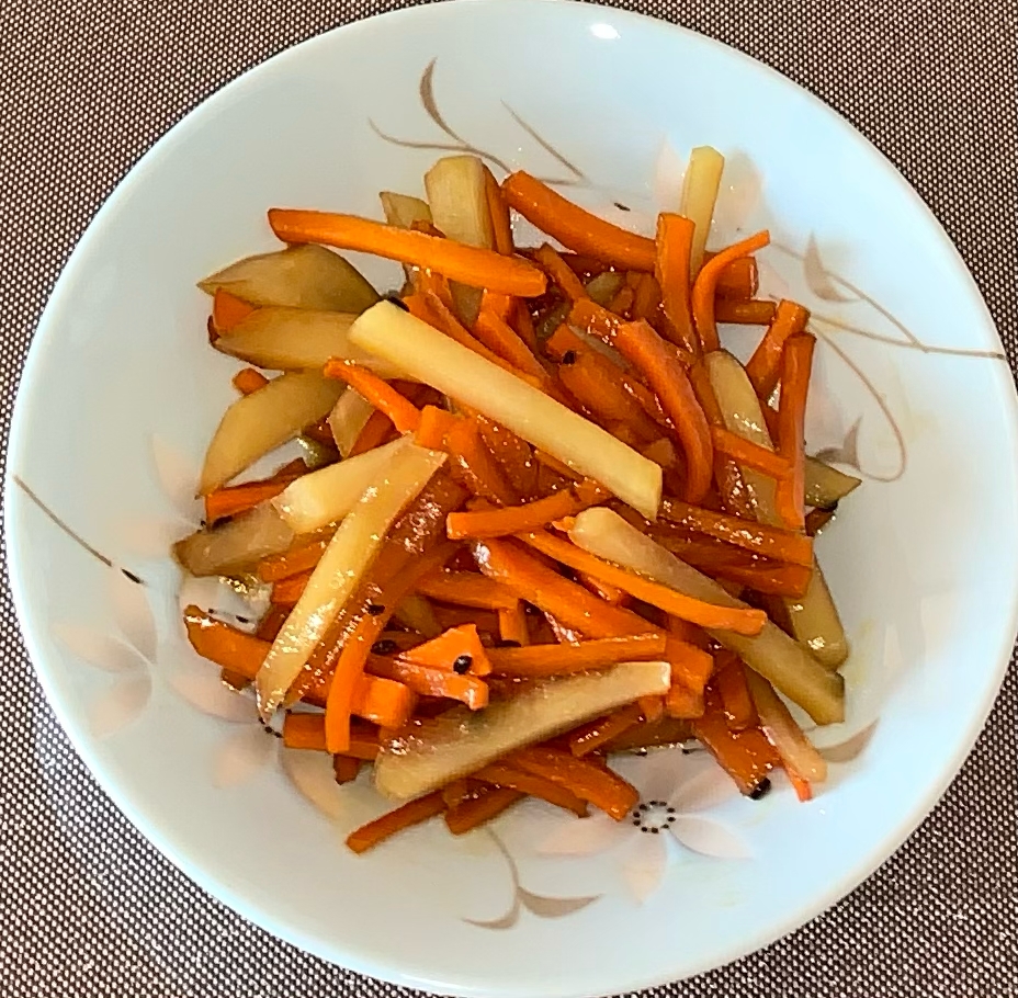 じゃがいもとにんじんのきんぴら レシピ 作り方 By ちゅみちゃん1234 楽天レシピ じゃがいもとにんじんのきんぴら レシピ 作り方 By ちゅみちゃん1234 楽天レシピ