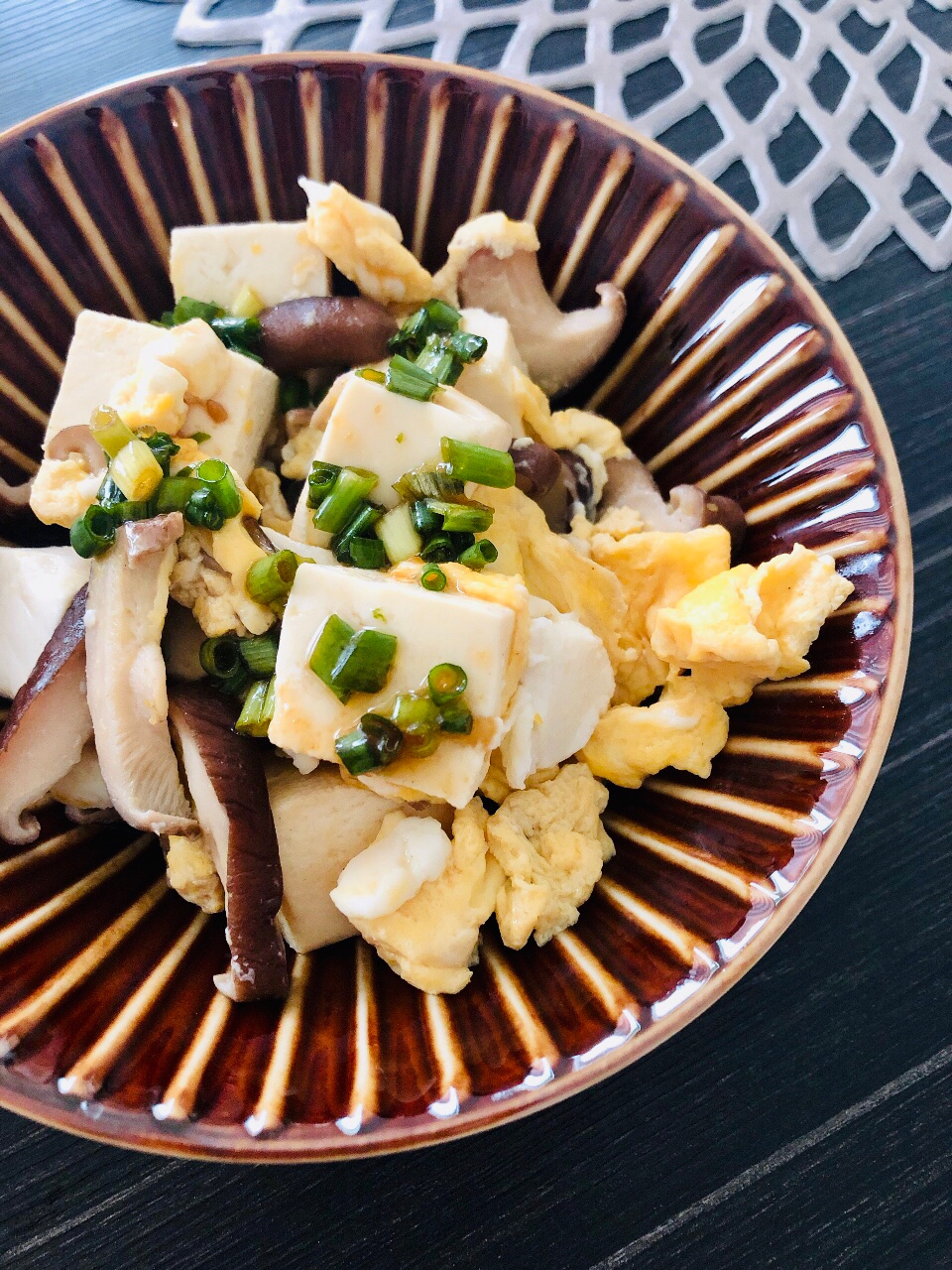 木綿豆腐と椎茸の卵炒め/ねぎダレ