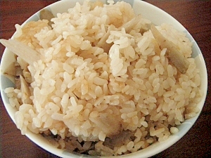 松山あげとごぼうの炊き込みご飯