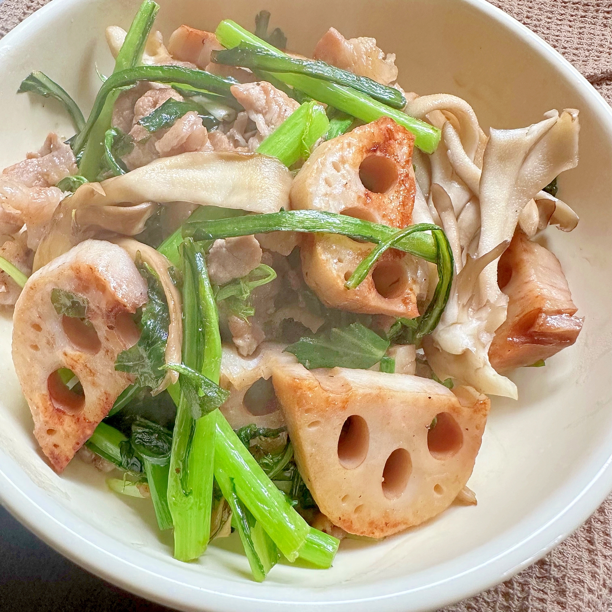 れんこんと豚肉の炒め物ꕥ