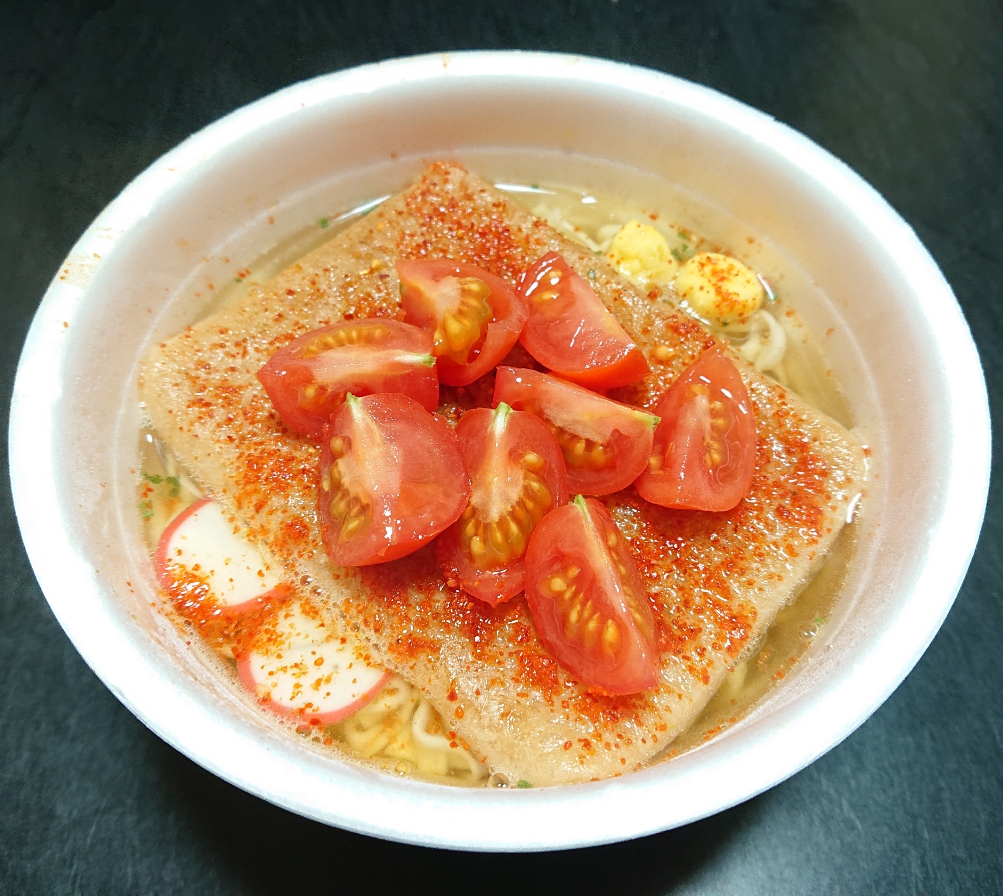 赤いきつねジョニーライデン専用トマトうどん
