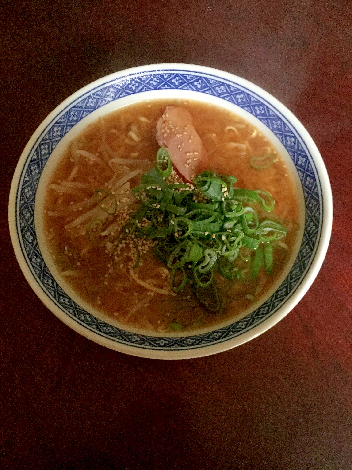 九条ネギとチャーシューの味噌ラーメン。