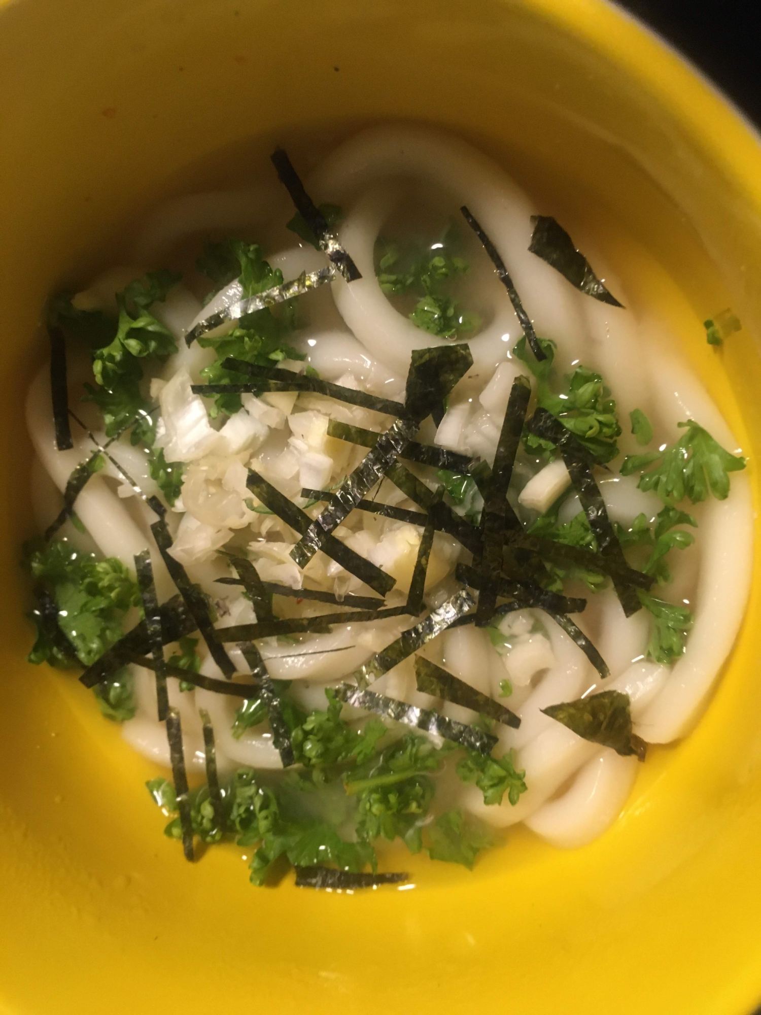 パセリの味噌うどん