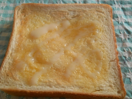 ハチミツ練乳トースト