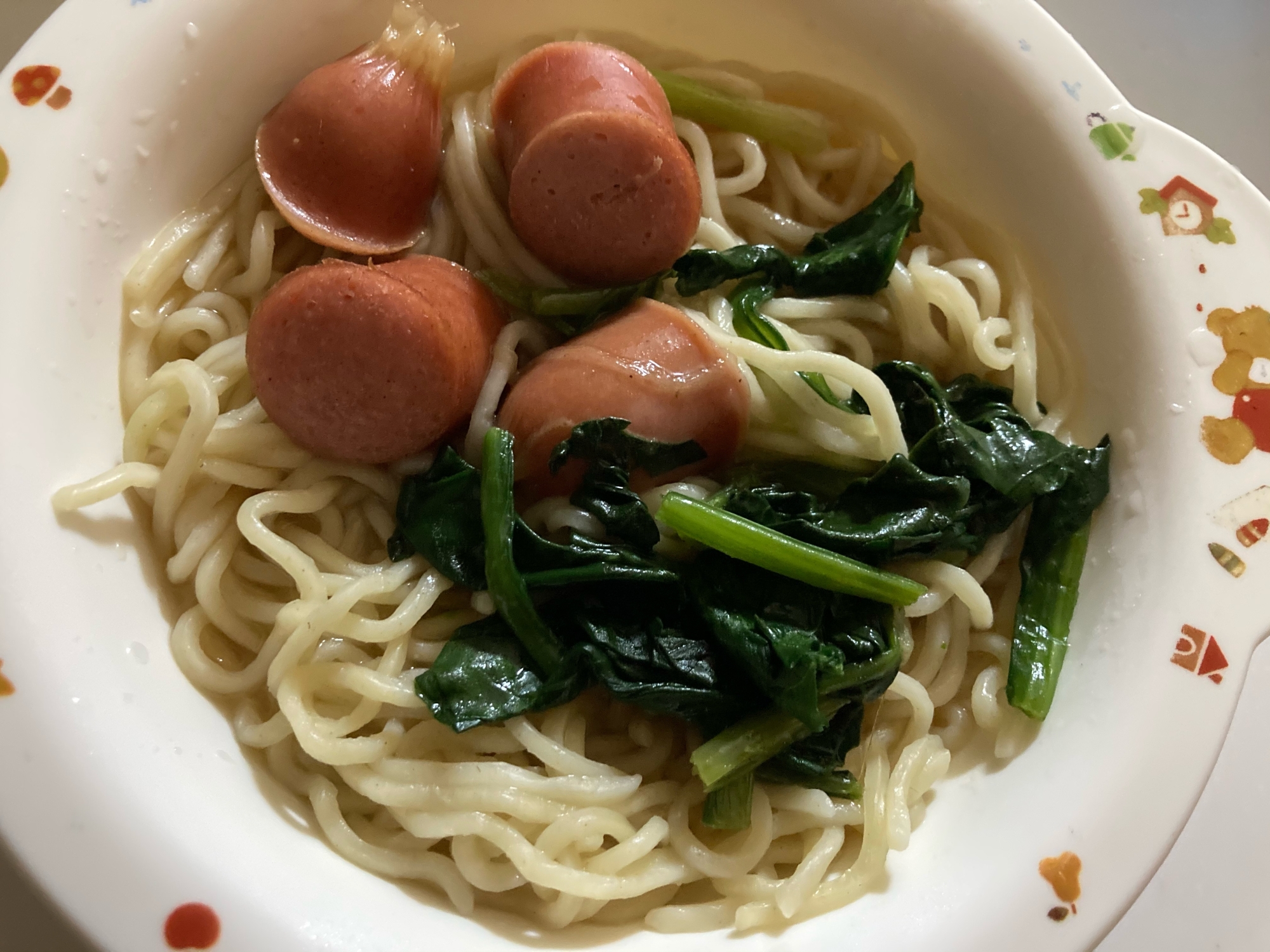 ウィンナーとほうれん草ラーメン＾＾