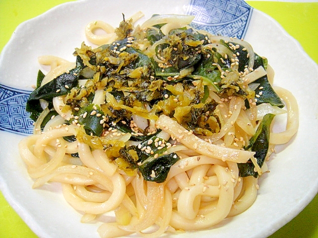 ワカメと高菜の焼きうどん