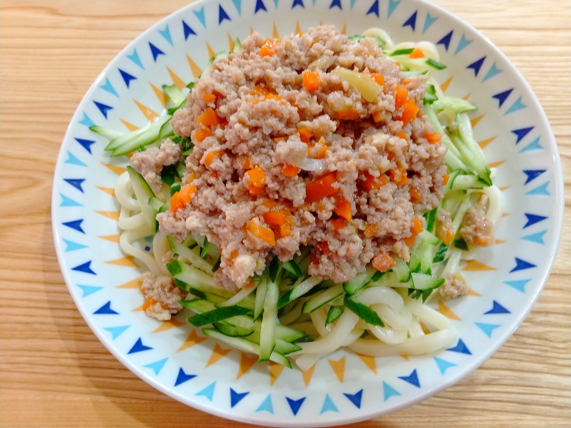 具だくさんジャージャー麺