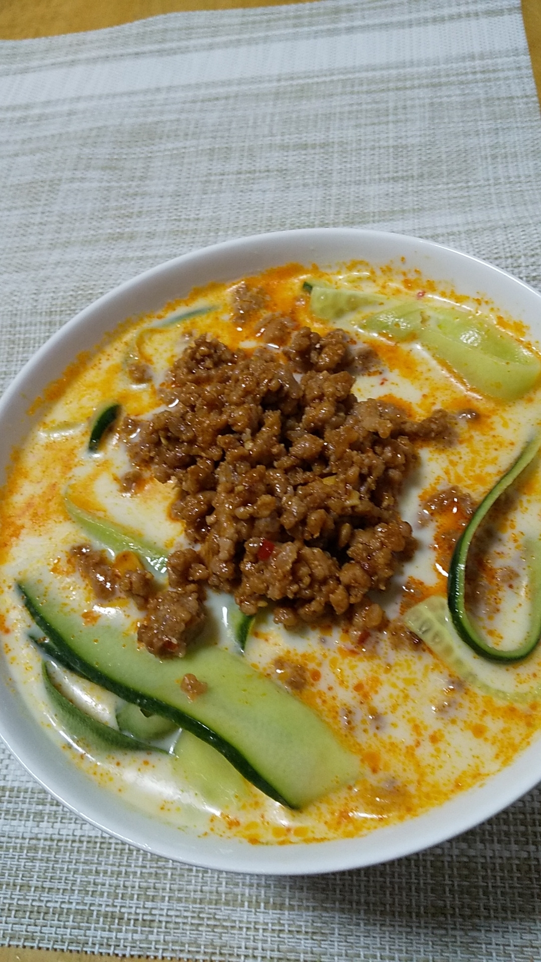 キュウリ麺の冷やし担々麺